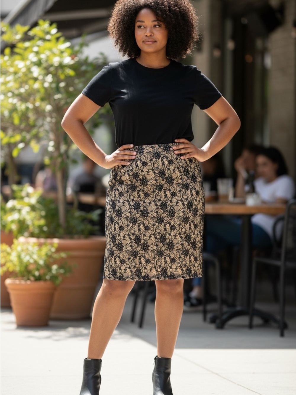 Talbots Black and Beige Lace-Effect Pencil Skirt Fully Lined Back Zip Sz 16
